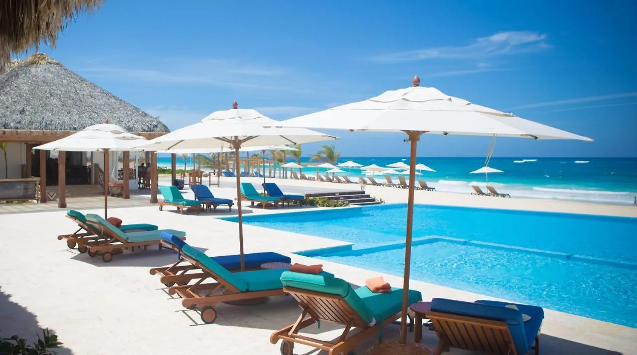 Cana Rock Condos Punta Cana&Beach Club